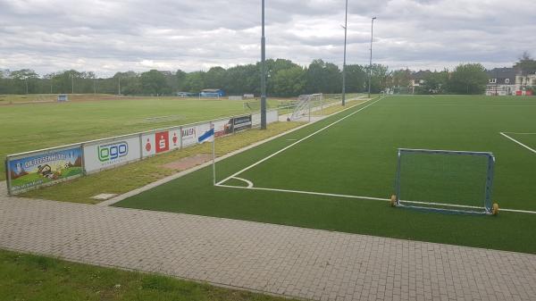 Turbine-Sportplatz - Der Felsen 2 - Halle/Saale-Giebichenstein