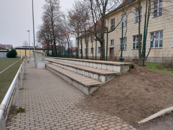 Helmut-Faeder-Sportplatz - Berlin-Französisch Buchholz