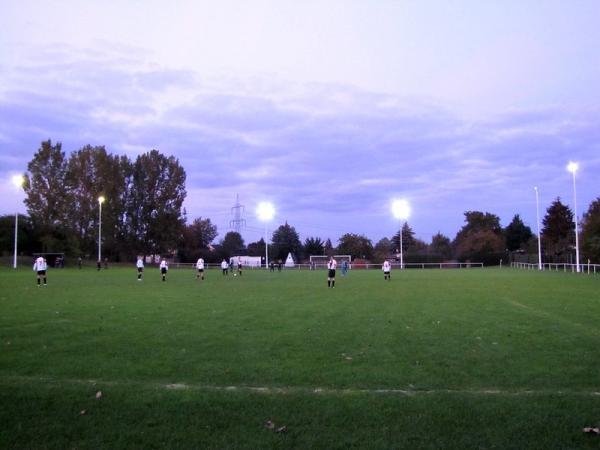 Sportplatz Benkendorfer Straße - Bad Lauchstädt-Delitz