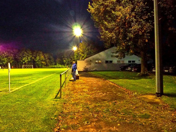 Sportplatz In der Mähne - Anröchte-Berge