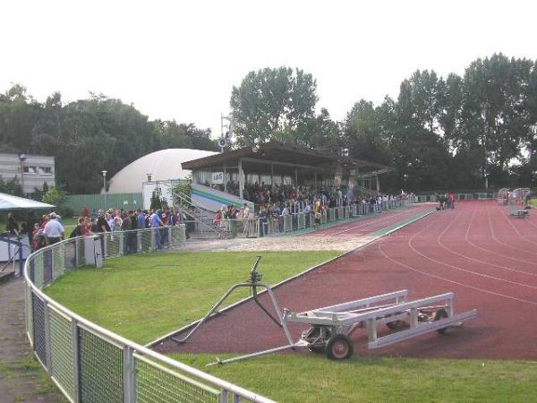 Stadion Löschenhofweg im Covestro-Sportpark - Krefeld-Uerdingen