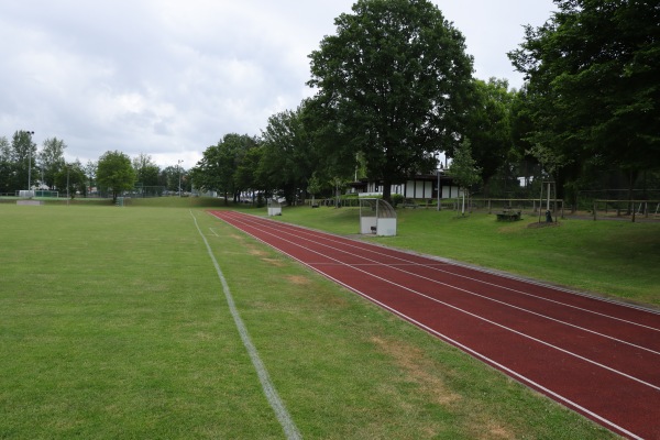 Sportanlage Solitudestraße - Stuttgart-Wolfbusch