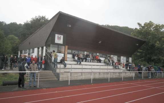Stadion Im Seckenbiegen - Niederaula