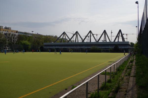 Sportplatz Chausseestraße (alt) - Berlin-Mitte