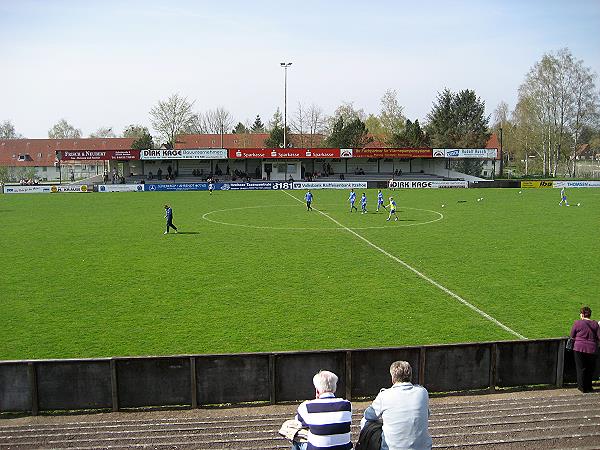 Lehmwohld-Stadion im Sportzentrum - Itzehoe