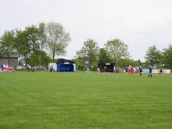 Sportplatz Kemnitz - Kemnitz bei Greifswald