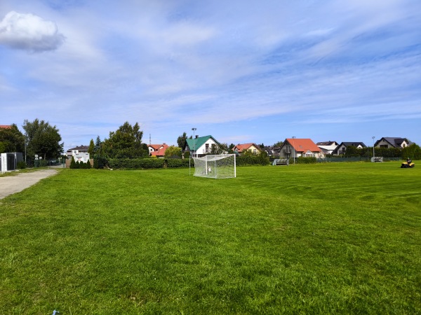 Stadion MOKSiR boczne boisko 1 - Reda
