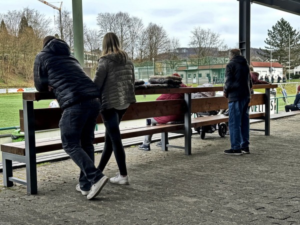 Wiesengrund-Stadion - Meschede-Grevenstein