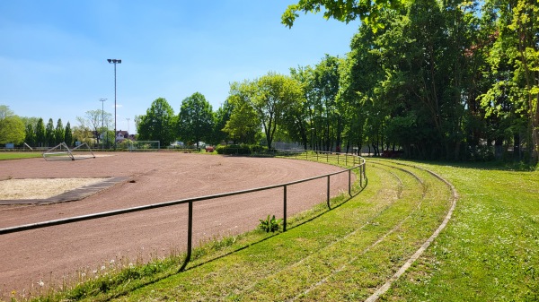 Bezirkssportanlage Heinrich-Becker-Straße - Frankfurt/Main-Nieder-Eschbach