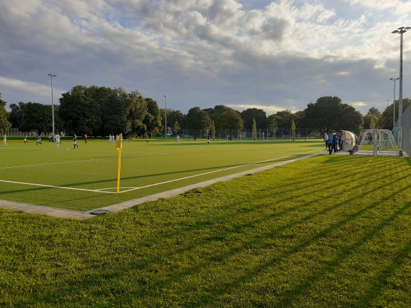 Bezirkssportanlage Görzer Straße Platz 3 - München-Ramersdorf-Perlach
