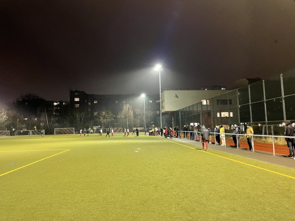 Sportplatz Stralsunder Straße - Berlin-Brunnenviertel