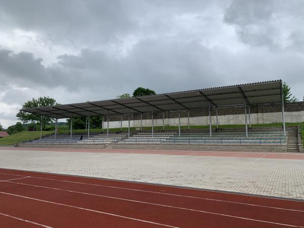 Stadion OSiR w  Strzegomiu Boisko obok - Strzegom