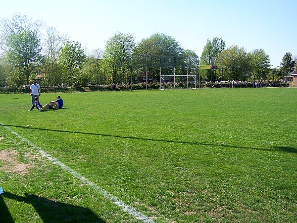 Stadion am Bahndamm  B-Platz - Osterrönfeld