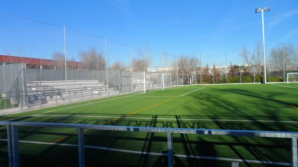 Campo de Fútbol Centro Cultural Los Rosales - Madrid, MD