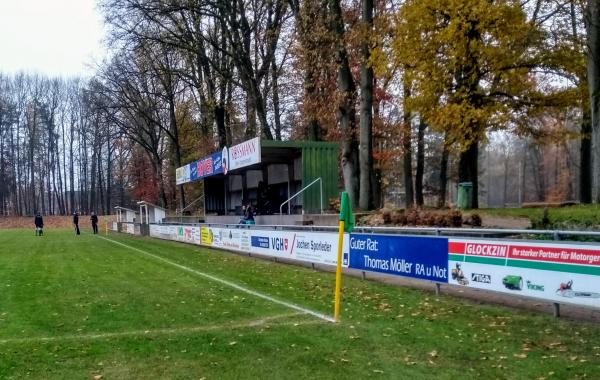 Hans-von-Deylen-Kampfbahn an der Midlers-Kaserne - Visselhövede