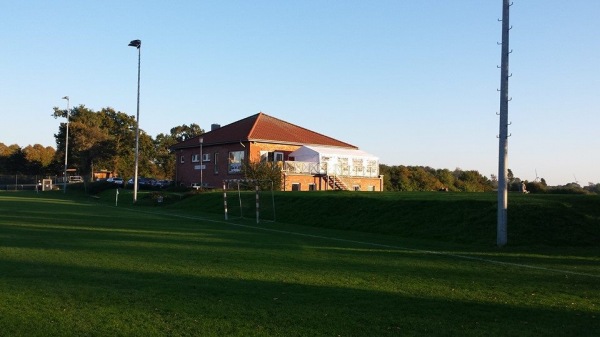 Heinrich-Berndsen-Sportplatz B - Dollerup-Streichmühle