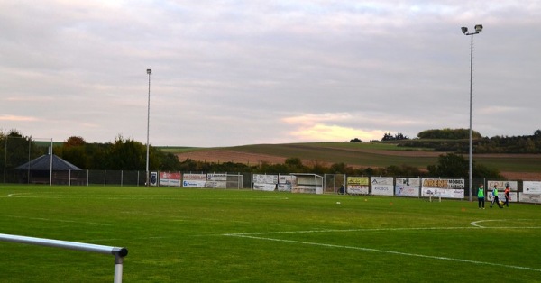 Sportplatz Hausen - Mayen-Hausen