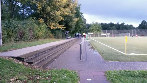 Limes-Stadion Nebenplatz 1 - Schwalbach/Taunus