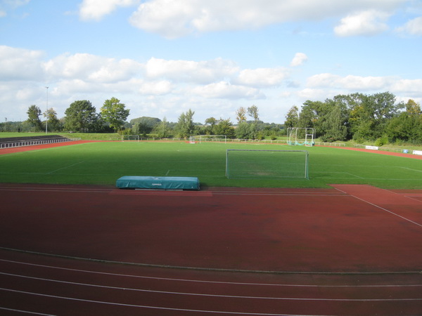 Fritz-Latendorf-Stadion - Eutin-Fissau