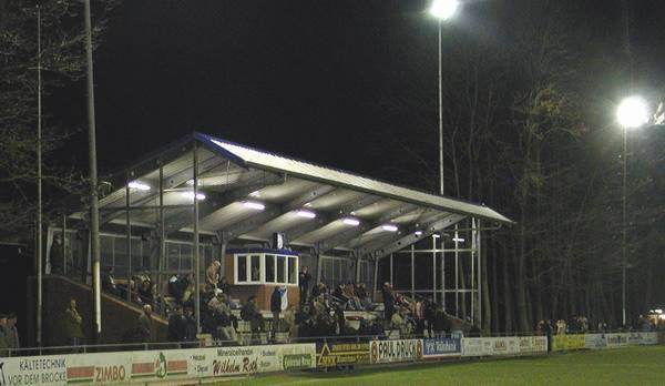 Stadion Biener Busch - Lingen/Ems-Holthausen-Biene