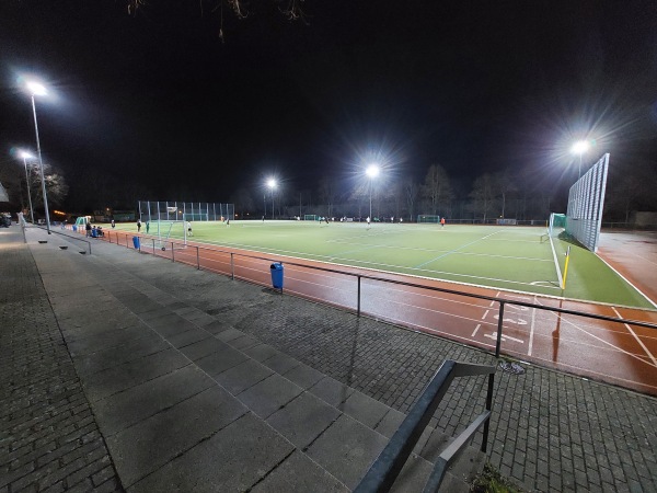 Sportanlage Rheinhöhe - Schwarz-Weiß-Platz - Wiesbaden