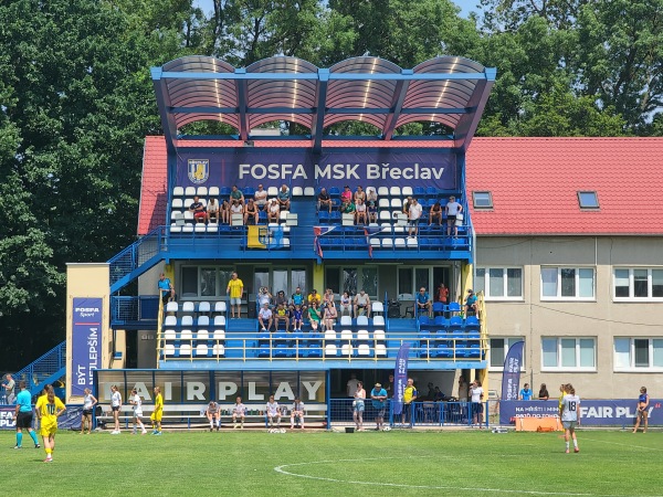 Fotbalový areál Tatran - Břeclav