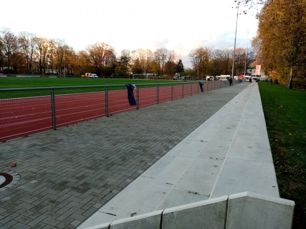 Sportanlage am Stadtgymnasium GSV-Platz - Köln-Porz