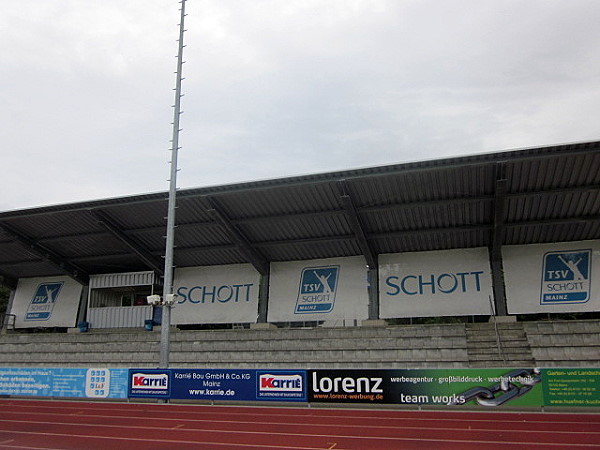 Otto-Schott-Sportzentrum - Mainz-Mombach