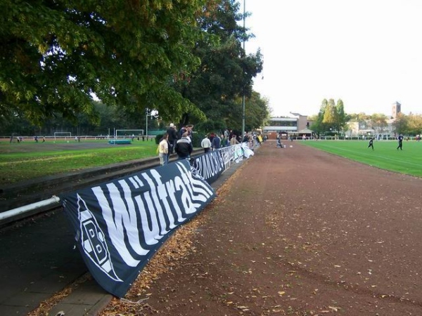Jupp-Breuer-Stadion - Grevenbroich-Kapellen