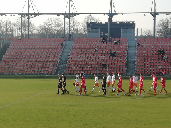 Stadion Chrobrego w Głogów Boisko obok - Głogów