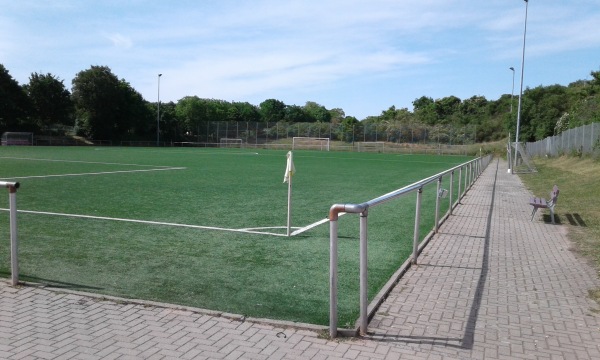 Uwe-Becker-Stadion Nebenplatz - Worms-Pfeddersheim