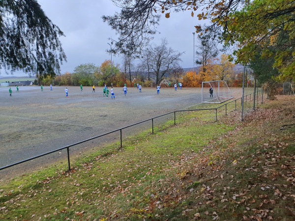 Lohbergstadion Nebenplatz - Hohenahr-Erda