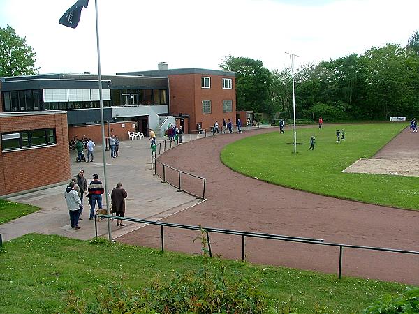 Stadion an den Hochbrücken - Kiel-Holtenau