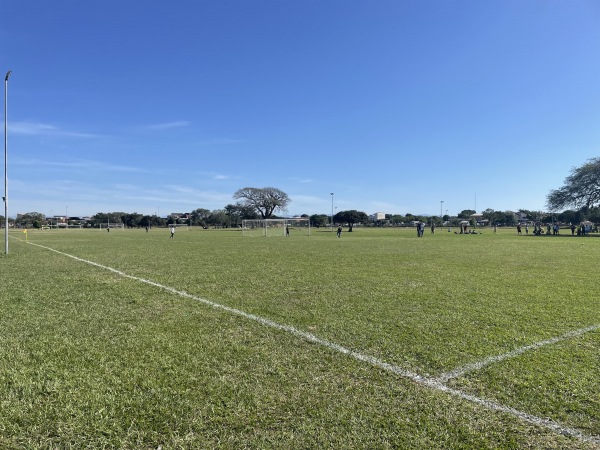 Cancha Gobernacion Pasto Natural 2 - Santa Cruz de la Sierra