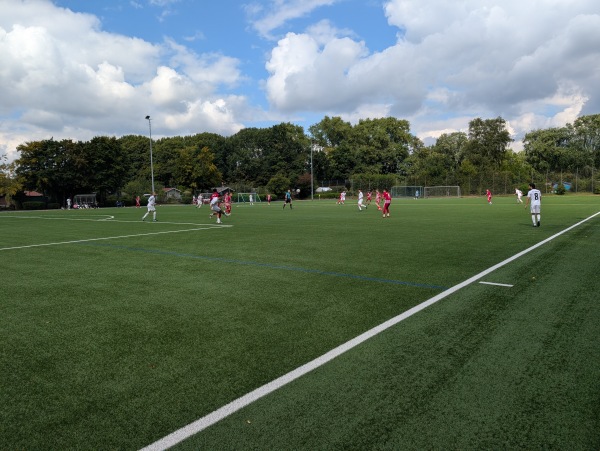 Sportplatz Snitgerreihe - Hamburg-Hamm