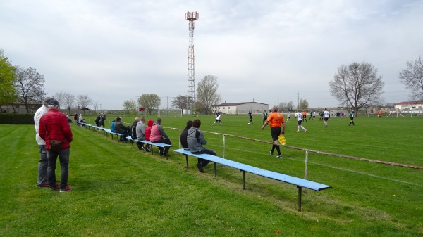 Futbalové ihrisko Vrádište - Vrádište
