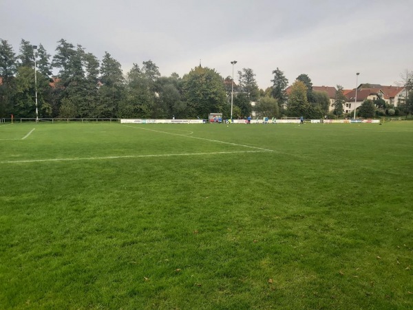 Sportplatz im Dorf - Flieden-Schweben
