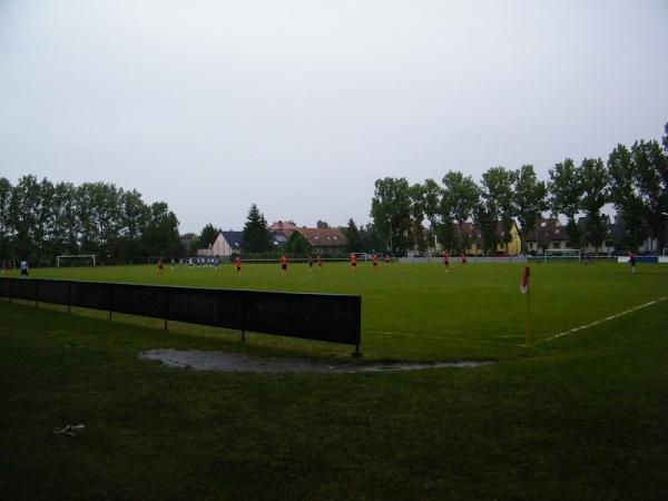 Sportplatz Zschochersche Straße - Leipzig-Lausen