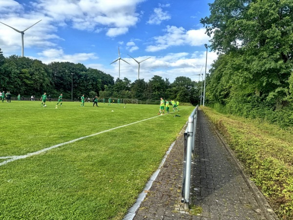 Sportplatz Tivoli - Ense-Waltringen