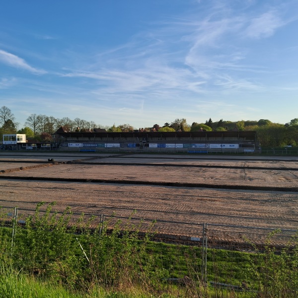 Stadion am Flugplatz - Lübeck-Karlshof