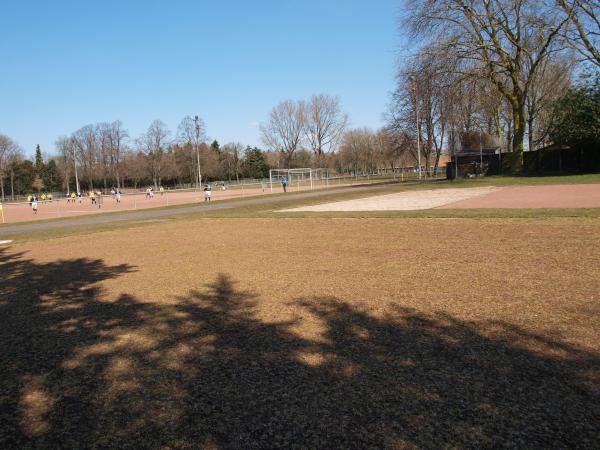 Bezirkssportanlage Stahldorf Platz 2 - Krefeld-Stahldorf