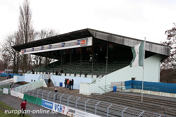 Rudolf-Kalweit-Stadion - Hannover-Bult