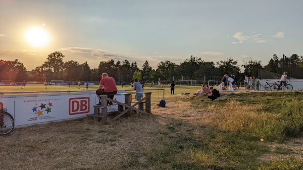 Bruno-Plache-Stadion Nebenplatz 2 - Leipzig-Probstheida