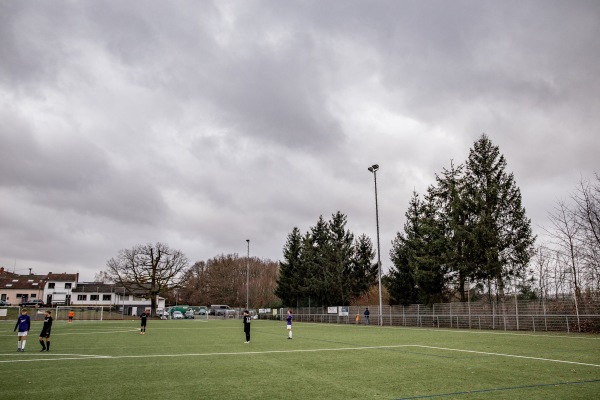 Ludwig-Zeitz-Stadion Nebenplatz - Sulzbach/Saar-Hühnerfeld