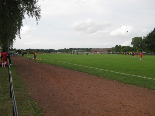 Rundling Sportanlage B-Platz - Wolfsburg-Wendschott