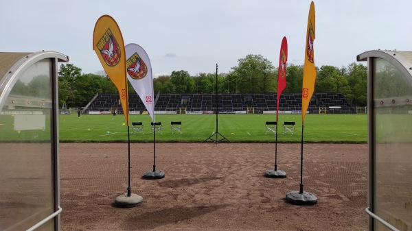 Herbert-Dröse-Stadion - Hanau-Wilhelmsbad