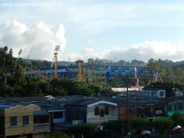 Estadio Cuscatlán - San Salvador