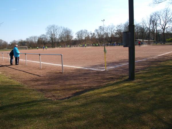 Bezirkssportanlage Rundweg Platz 2 - Krefeld-Uerdingen