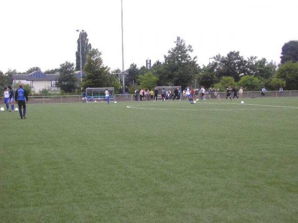 Bezirkssportanlage Am Bandsbusch Platz 2 - Hilden