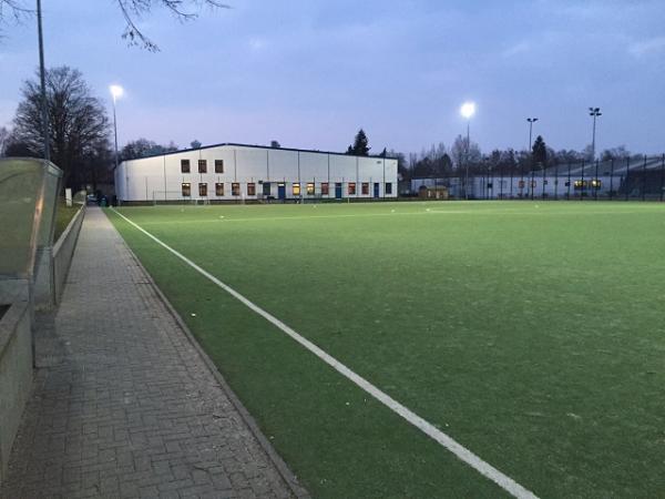 Preussenstadion Malteserstraße Nebenplatz - Berlin-Lankwitz